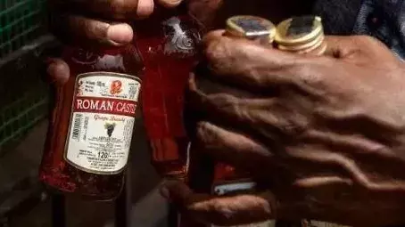 మద్యం ప్రియులకు సంక్రాంతి ’చేదు‘ కిక్కు