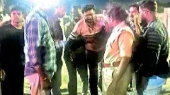 బెజవాడ రౌడీ…ప్రశ్నించారో తంతారు వెంటబడి!??