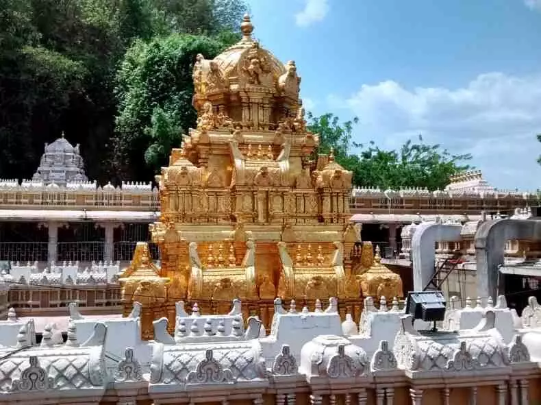 ఇంద్రకీలాద్రి దుర్గమ్మ భక్తులకు ‘డిజిటల్’ వరం ఇంద్రకీలాద్రి దుర్గమ్మ భక్తులకు ‘డిజిటల్’ వరం