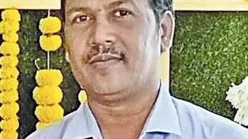 చిరునవ్వుతో విధులకు హాజరై.. గుండెపోటుతో విగతజీవిగా మారి!