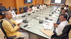 చిన్న గుళ్లకు తిప్పలు తప్పవేమో, రోజువారీ ఖర్చులకు వడ్డీ సొమ్మే ఆధారం!