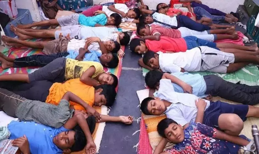 హాస్టళ్లలో గత అనుభవాల నుంచి పాఠాలు హాస్టళ్లలో గత అనుభవాల నుంచి పాఠాలు