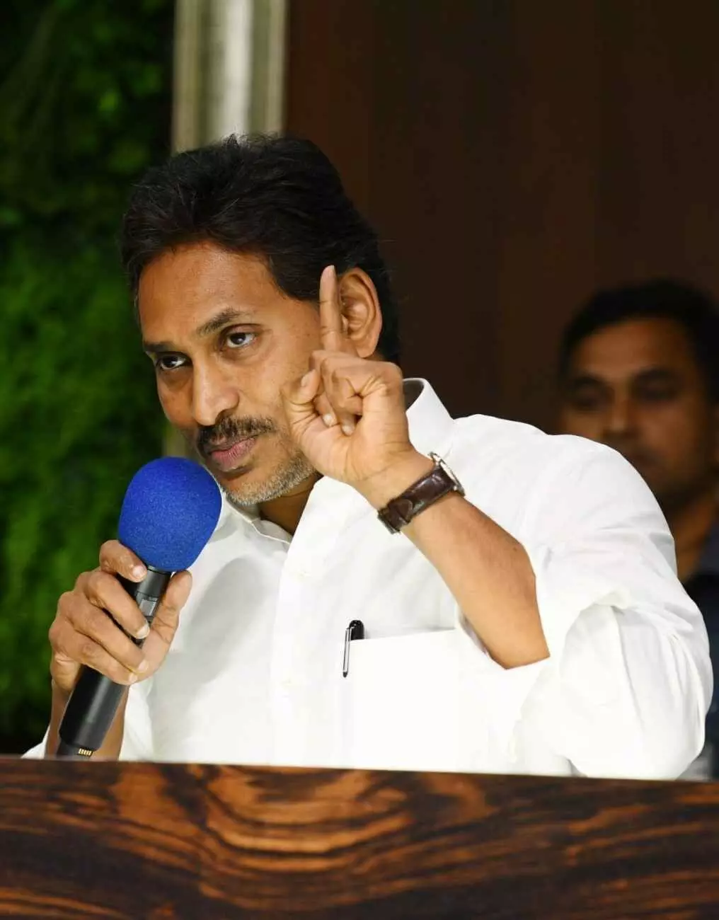 భూ రీ సర్వే మరో క్రెడిట్ చోరీ : వైఎస్ జగన్ భూ రీ సర్వే మరో క్రెడిట్ చోరీ : వైఎస్ జగన్
