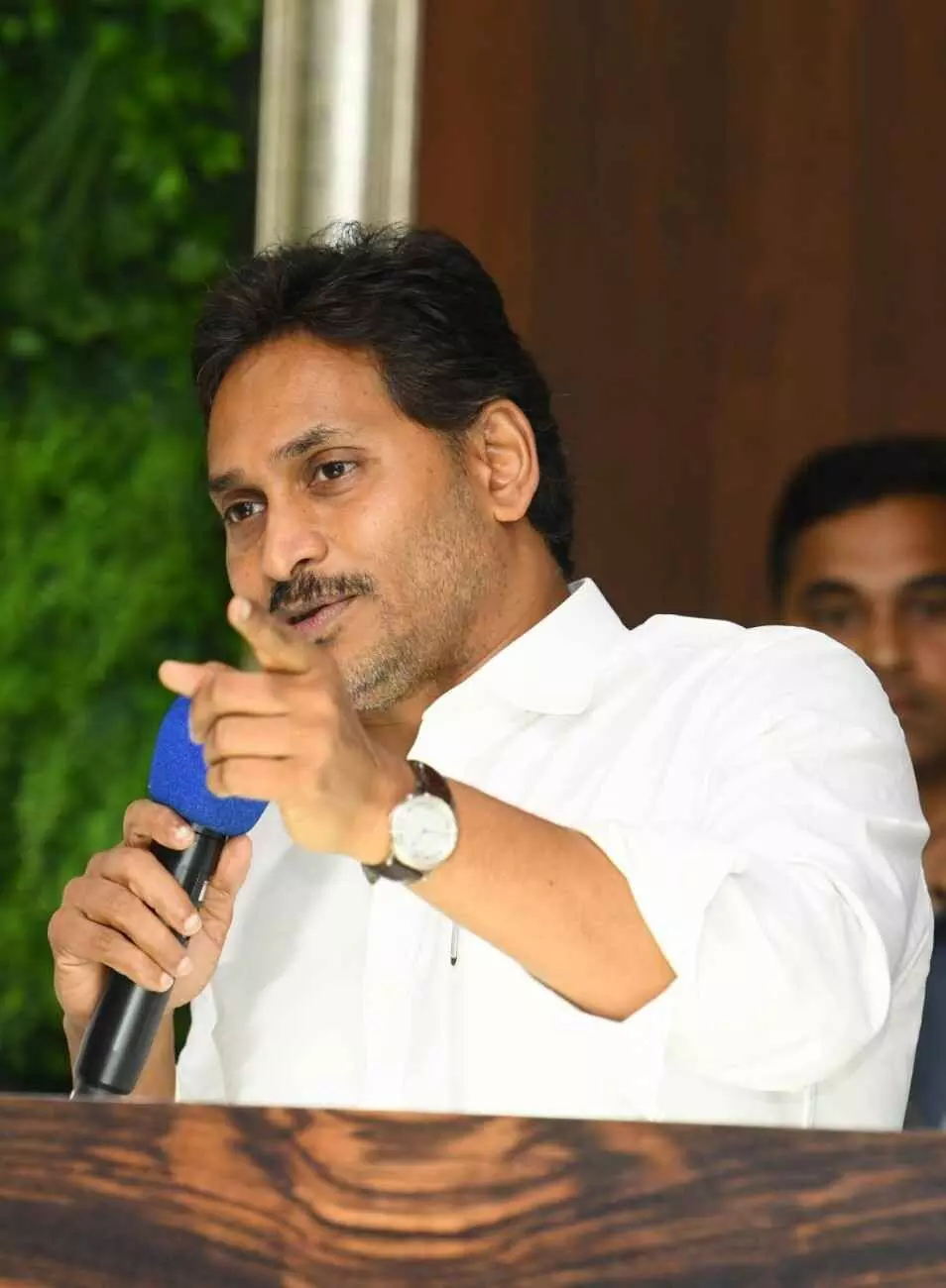 చంద్రబాబు పాలనలో ’విషపు గింజలు‘ చంద్రబాబు పాలనలో ’విషపు గింజలు‘