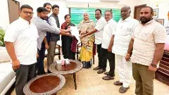 సిగరెట్లపై పన్నులొద్దు.. క్రెడిట్ కార్డు వడ్డీలకు పగ్గాలు వేయండి