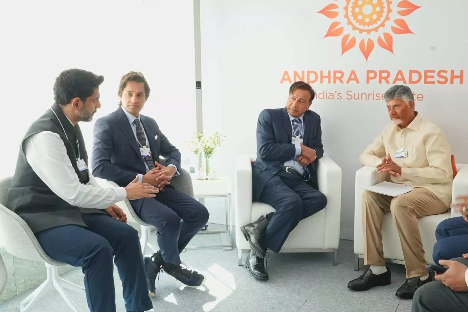 దావోస్ డిప్లొమసీ ఫలిస్తుందా? దావోస్ డిప్లొమసీ ఫలిస్తుందా?