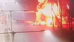 మృత్యువులా మారిన మలుపు..డ్రైవర్ సజీవదహనం