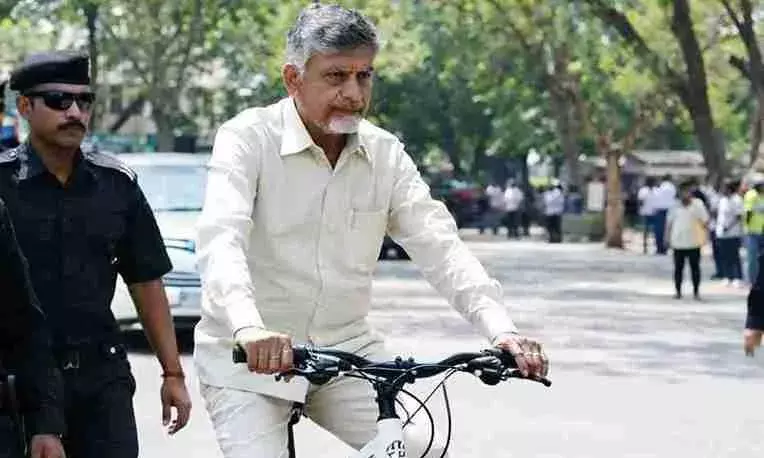 గిన్సిస్ రికార్డు లక్ష్యం:5,555 సైకిళ్లతో భారీ ర్యాలీ