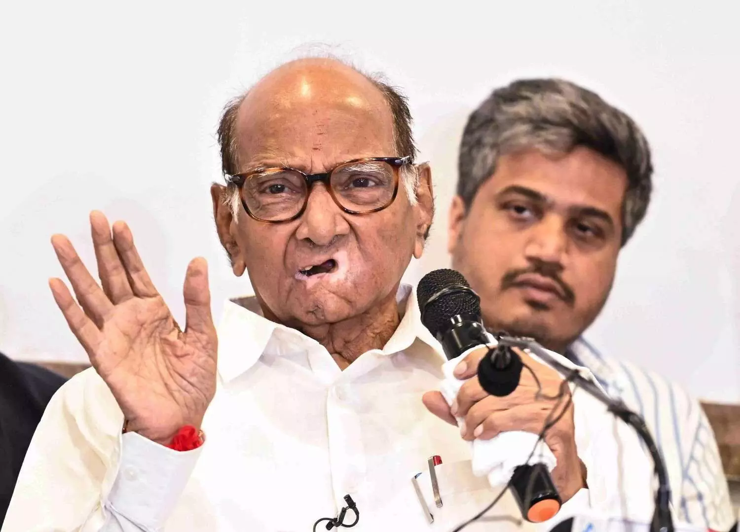 ఎన్సీపీ విలీన ప్రకటనకు బ్రేక్.. ఎన్సీపీ విలీన ప్రకటనకు బ్రేక్..