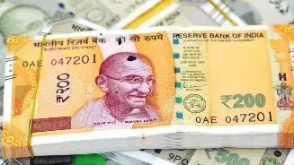 రూ. 6 లక్షల నకిలీ కరెన్సీ స్వాధీనం