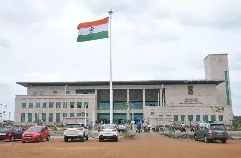 రోడ్లపై నిందితుల పెరేడ్... పోలీసుల డిగ్నిటీ ఉల్లంఘన