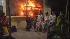 మంటల్లో ఆర్టీసీ బస్సు.. 29 మంది సురక్షితం..