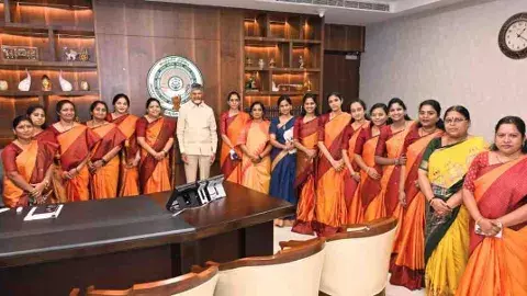 సంప్రదాయమే ’శక్తి‘గా..