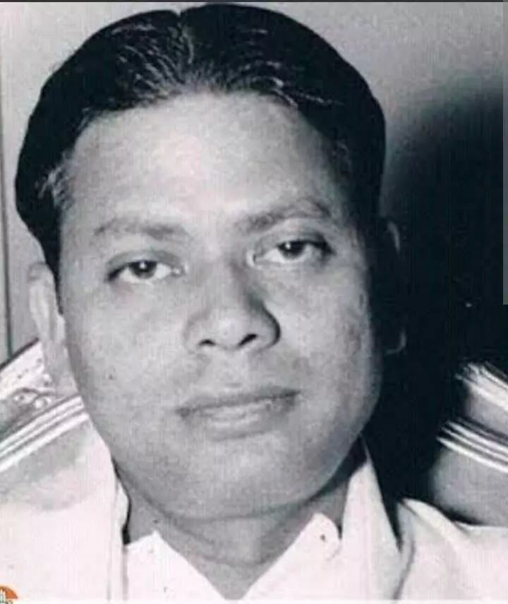 దామోదరం సంజీవయ్య రాజకీయాలకు దారేది దామోదరం సంజీవయ్య రాజకీయాలకు దారేది