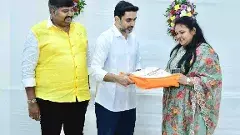 లోకేశ్ ఇంట ఆత్మీయ ’మంగళగిరి పట్టు‘ ముచ్చట్లు