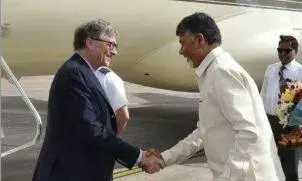 బిల్ గేట్స్ విమానం అంతసేపు గాల్లోనే ఎందుకుందీ?