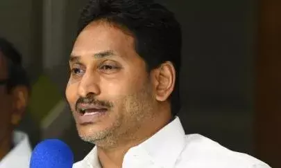 విమానాలు..హెలికాప్టర్లు..ముగ్గురూ గాల్లోనే