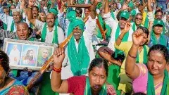 అమరావతి రైతుల ప్లాట్ల పాట్లు!