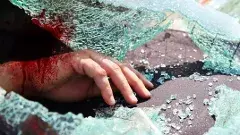 90 కిలో మీట‌ర్ల వేగంతో న‌దిలో దూసుకెళ్లిన బ‌స్సు