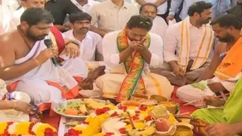 YS Jagan Participates in Nandipalli Festivities