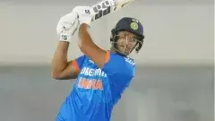 కొంపముంచిన శివం దూబే: ఒకే ఓవర్‌లో 26 పరుగులు!