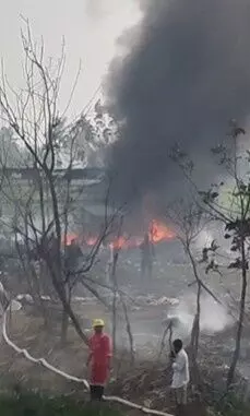 సామార్లకోట ఫైర్ వర్క్స్ లో పేలుడు సామార్లకోట ఫైర్ వర్క్స్ లో పేలుడు