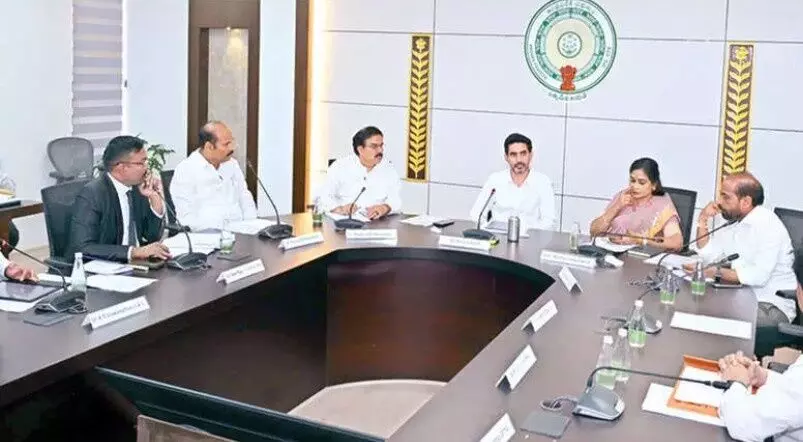 ఆంధ్రప్రదేశ్లో సోషల్ మీడియా పై కొత్త చట్టం ఆంధ్రప్రదేశ్లో సోషల్ మీడియా పై కొత్త చట్టం