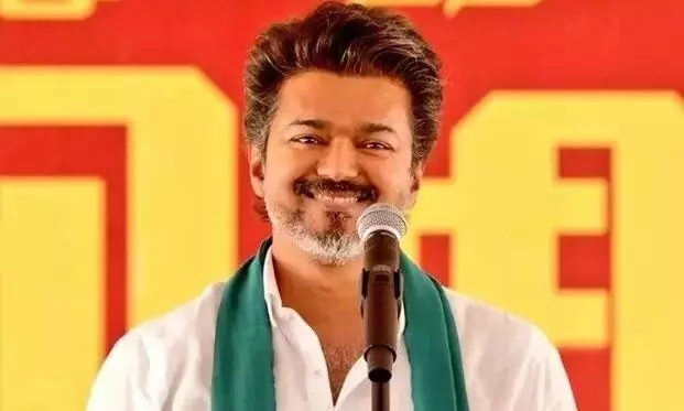 తమిళనాడు: ఒక్క ఛాన్స్ ఇవ్వాలని కోరిన విజయ్ తమిళనాడు: ఒక్క ఛాన్స్ ఇవ్వాలని కోరిన విజయ్