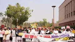 ఇరాన్ యుద్ధం ప్రభావం: పార్లమెంటులో గందరగోళం