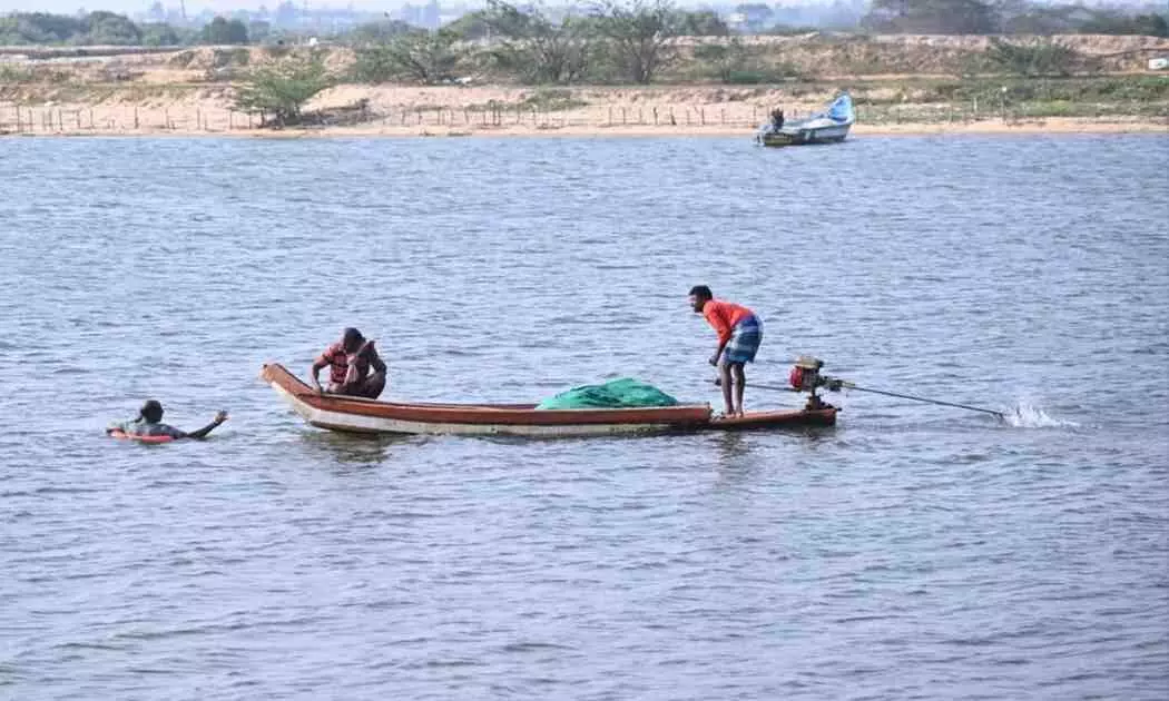 సాగర్ డిఫెన్స్ పరిశ్రమతో మత్స్యకారులకు మేలు జరుగుతుందా? సాగర్ డిఫెన్స్ పరిశ్రమతో మత్స్యకారులకు మేలు జరుగుతుందా?