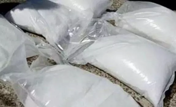 కొండపల్లిలో 47 కోట్ల డ్రగ్స్ గుట్టురట్టు కొండపల్లిలో 47 కోట్ల డ్రగ్స్ గుట్టురట్టు