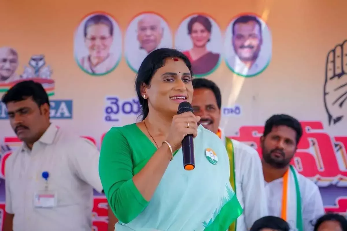 అన్న అనే పదానికే జగన్ కళంకం: వైఎస్ షర్మిల ధ్వజం