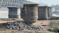 చరిత్ర పుటల్లోకి కృష్ణా బ్రిటీష్ రైల్ బ్రిడ్జి