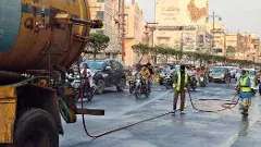 సీఎం వస్తున్నాడంటే ‘విజయవాడ రోడ్లు స్నానం’ చేస్తున్నాయి!