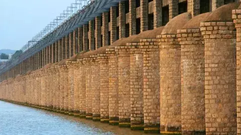 ఒకప్పుడు భారీ వరదలో ఓడిపోయిన ఆనకట్ట... ప్రకాశం బ్యారేజ్!