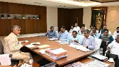 సీఎం ఆఫీసు సెక్రటరీల్లో ఎవరికి ఏ శాఖ