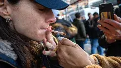 ఏపీలో డ్రగ్స్ మత్తు: ప్రజా ప్రతినిధుల కుటుంబాలపై ఆరోపణలు