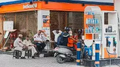 దేశంలో ఇంధన కొరత లేదు: చమురు సంస్థలు