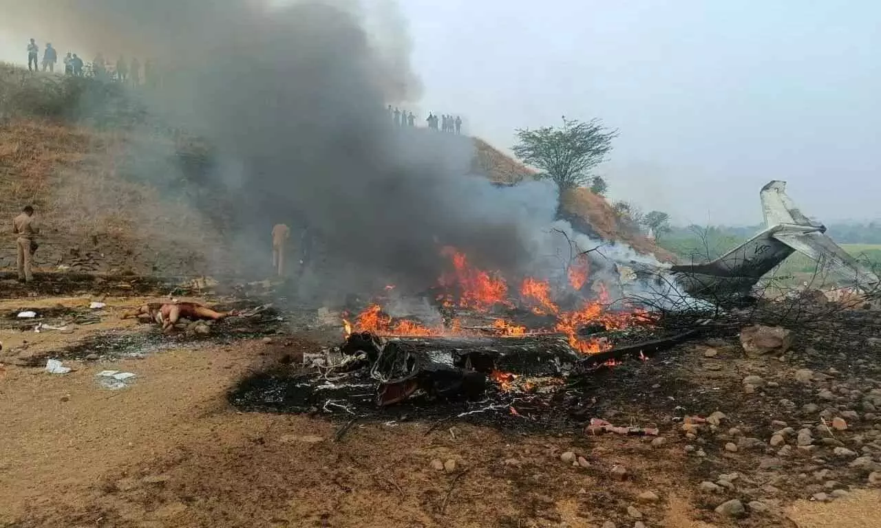 అజిత్ పవార్ విమాన ప్రమాదం: కుట్ర ఆరోపణలపై జీరో ఎఫ్ఐఆర్ అజిత్ పవార్ విమాన ప్రమాదం: కుట్ర ఆరోపణలపై జీరో ఎఫ్ఐఆర్