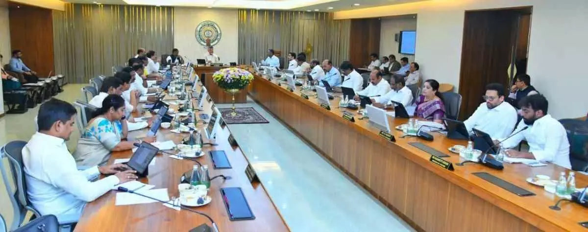 అమరావతికి చట్టబద్ధత.. శాశ్వత రాజధానిగా తీర్మానం అమరావతికి చట్టబద్ధత.. శాశ్వత రాజధానిగా తీర్మానం