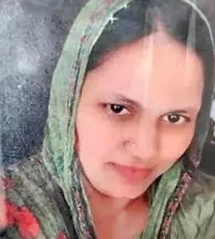 విజయవాడలో ’ఖవాతీన్‘ కలకలం విజయవాడలో ’ఖవాతీన్‘ కలకలం