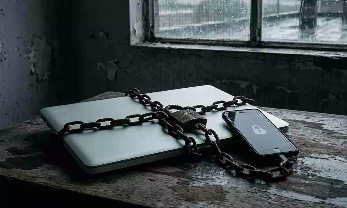 ఐటీ నిబంధనల సవరణలపై వివాదం.. ఐటీ నిబంధనల సవరణలపై వివాదం..