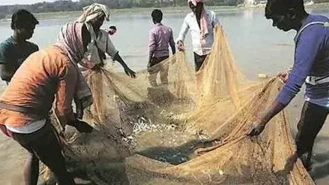 ఏపీలో ఇక వేట విరామం.. ఎందుకంటే?