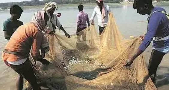 ఏపీలో ఇక వేట విరామం.. ఎందుకంటే? ఏపీలో ఇక వేట విరామం.. ఎందుకంటే?