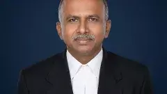 సమాచార హక్కు చట్టం చీఫ్ కమిషనర్‌కు పోలీస్ స్టేషన్‌లో అవమానం