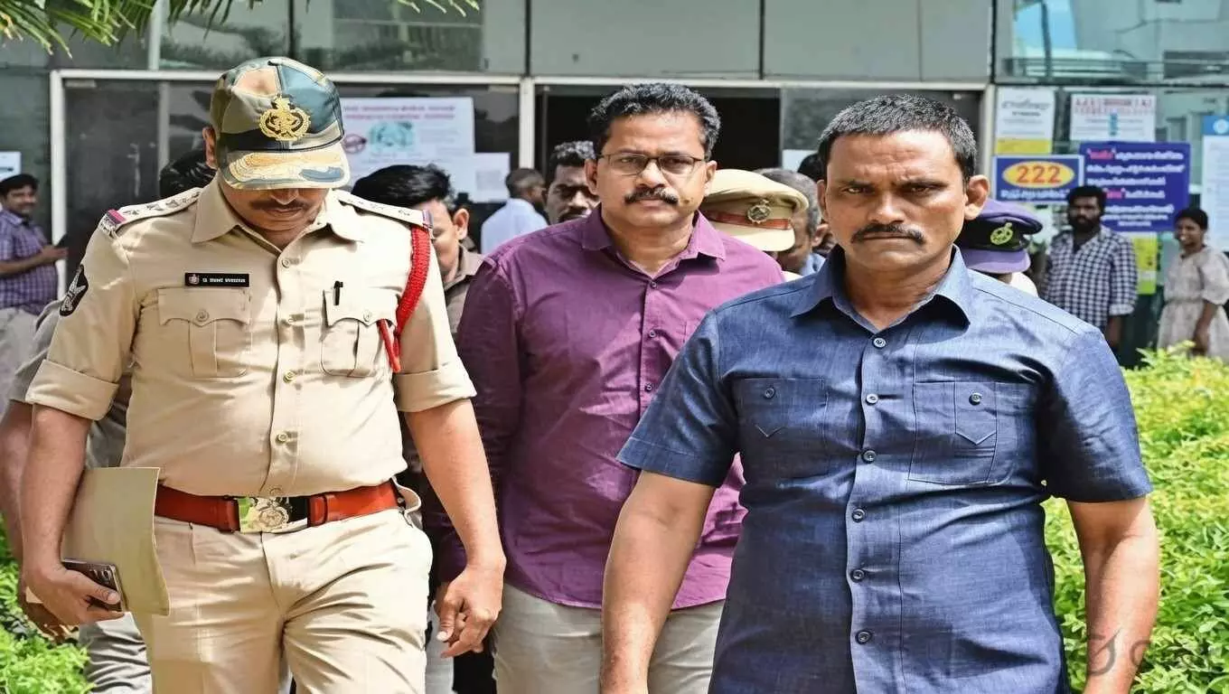 సాయికృష్ణ కేసులో తవ్వేకొద్దీ కొత్త విషయాలు సాయికృష్ణ కేసులో తవ్వేకొద్దీ కొత్త విషయాలు